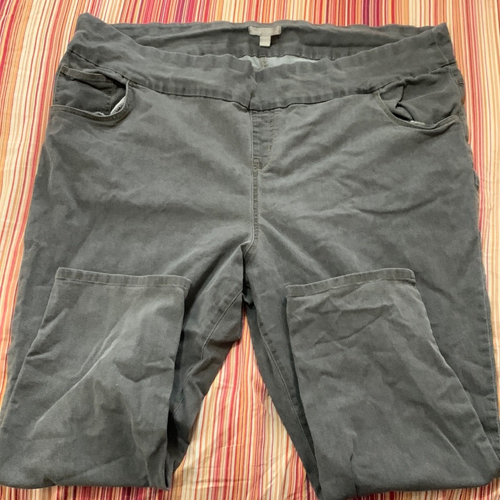 Woman Within 34W Petite Pull-On Gray Denim Jeans w/ Pockets
